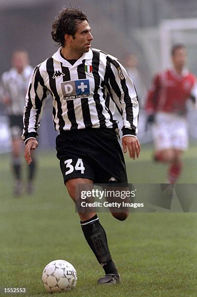 Juan Esnaider of Juventus in action against Perugia in the Serie A match at the Stadio Delle Alpi in Turin, Italy. \ Pic: Claudio Villa \ Mandatory...