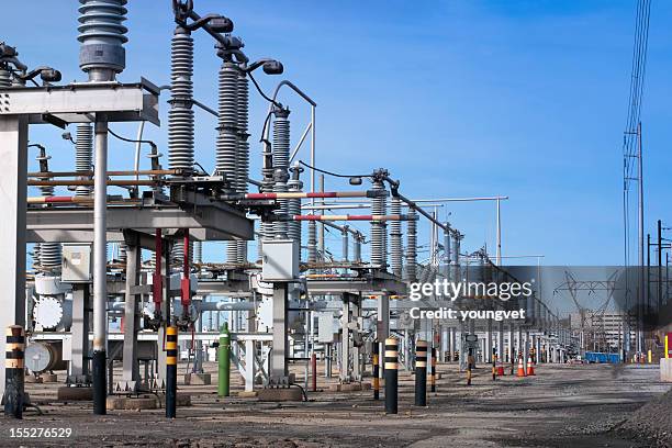 electrical transmission substation - electricity substation stock pictures, royalty-free photos & images