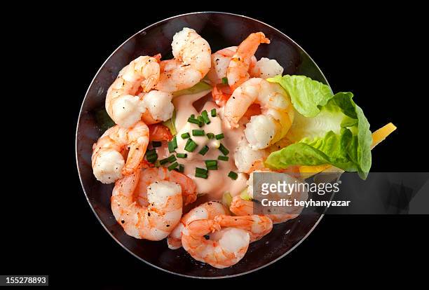 cocktail shrimp with avocado salsa - prawn stockfoto's en -beelden