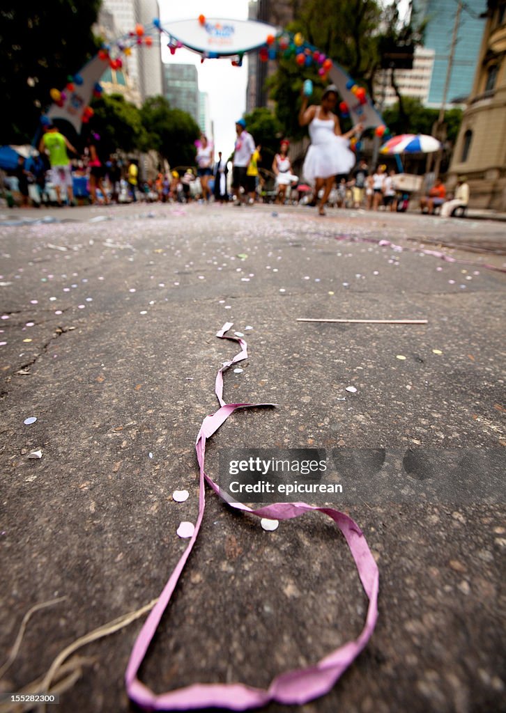 Ribbons and confetti in the wake of a Bloque