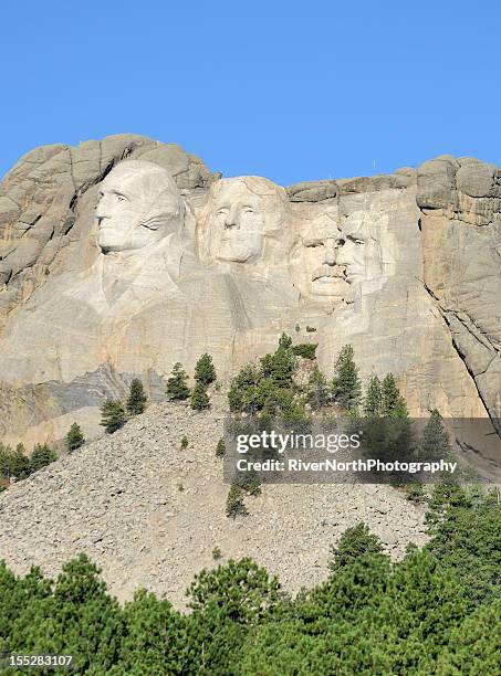 mount rushmore national monument - president day stock pictures, royalty-free photos & images