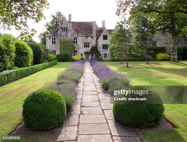 stattliche house, england - big house stock-fotos und bilder