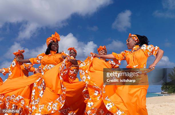 karibik-dancers - karibische kultur stock-fotos und bilder