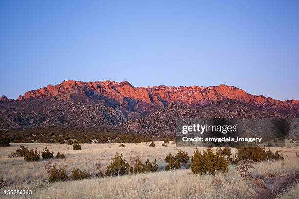 mountain sunset - sandia mountains stockfoto's en -beelden