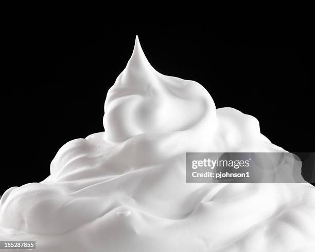 natas batidas - molho de sobremesa imagens e fotografias de stock