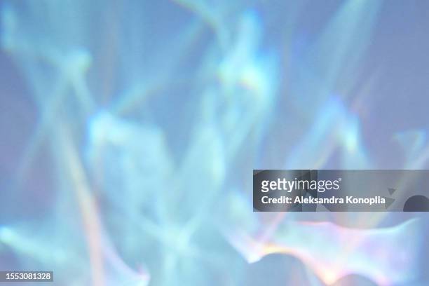 abstract ethereal rainbow light overlay effect, holographic light refraction - colorful cd photos et images de collection