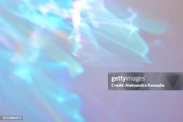 abstract ethereal rainbow light overlay effect, holographic light refraction - prisma stock-fotos und bilder