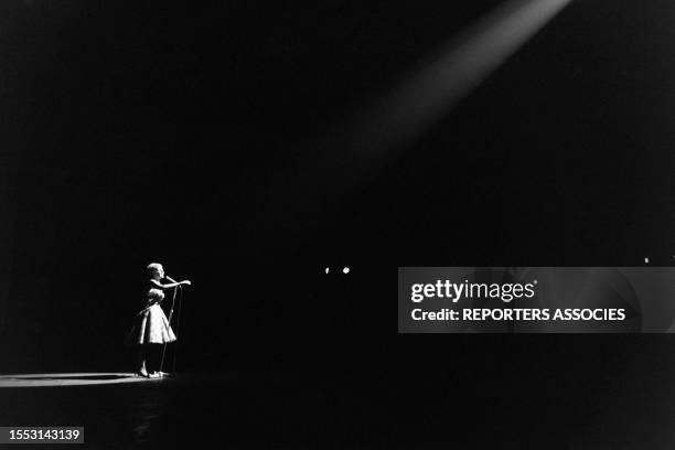 Petula Clark en concert à l'Olympia de Paris le 15 novembre 1962