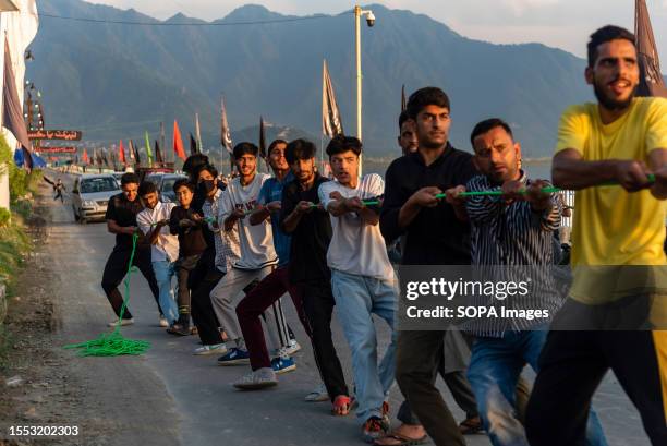 Muslim Rope 178,595 Rope Stock Photos, High-Res Pictures, and Images - Getty Images