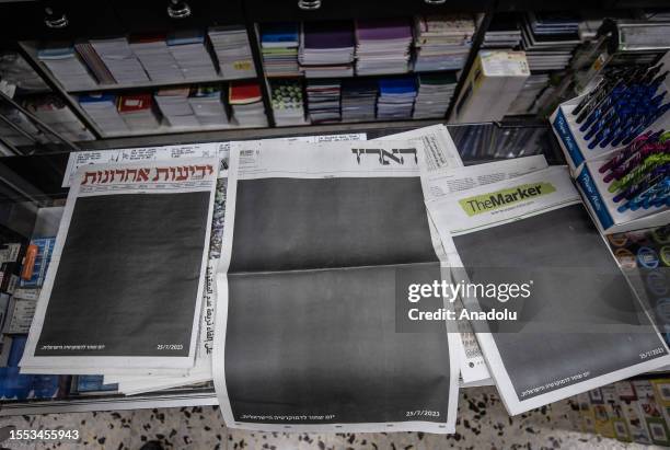 Vesty Israeli Newspaper Photos and Premium High Res Pictures - Getty Images