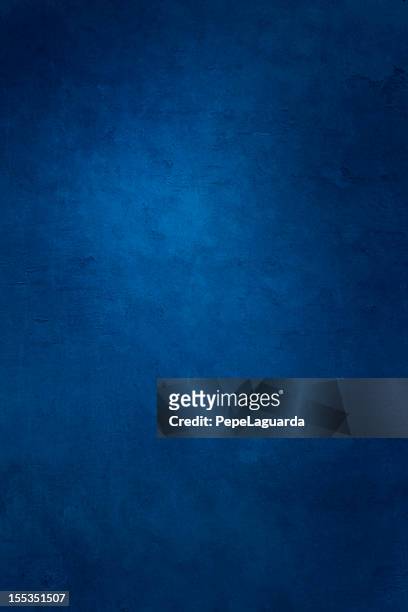 azul oscuro fondo grunge - dark blue background texture fotografías e imágenes de stock