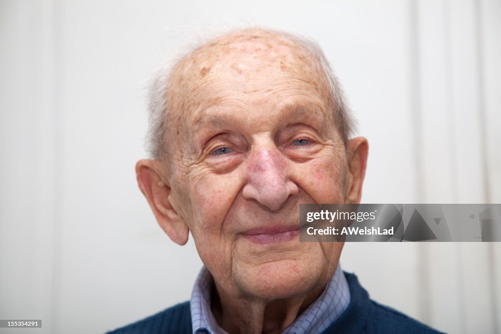 Senior Männlich 90 Jahre alt, Porträt