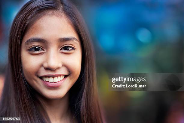 feliz teenage girl - very young asian girls fotografías e imágenes de stock