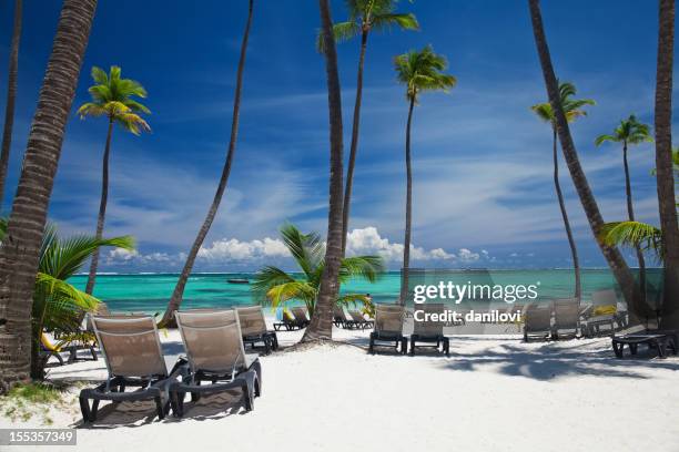bavaro beach in punta cana - dominicaanse republiek stockfoto's en -beelden