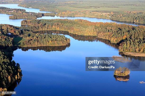 aerial foto von mausz lake. den herbst - pomorskie province stock-fotos und bilder