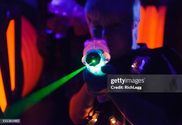 laser tag - spel stockfoto's en -beelden