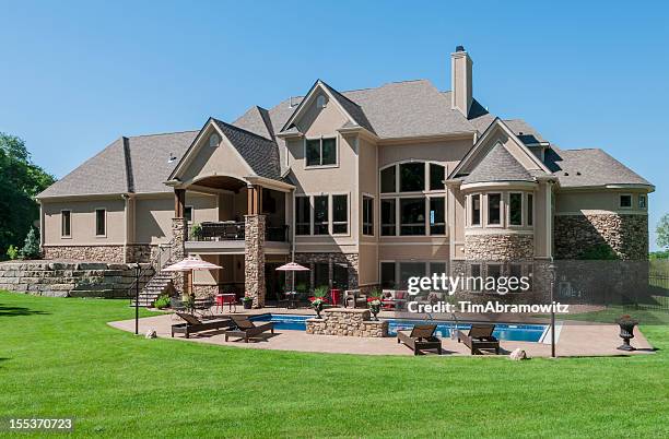 house with swimming pool with a clear blue sky - new deck stock pictures, royalty-free photos & images
