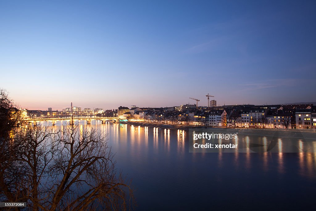 Blick auf den Rhein in Basel