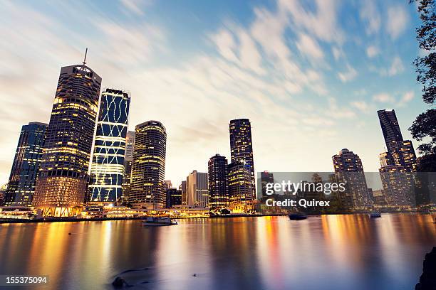 the river city - brisbane skyline stock pictures, royalty-free photos & images