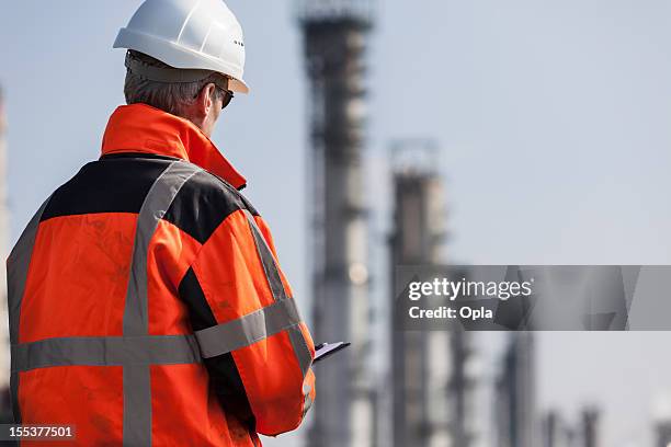 petrochemical industry inspector - aluminum stock pictures, royalty-free photos & images