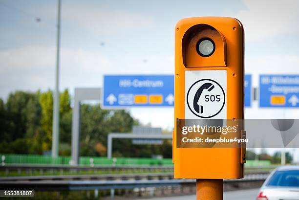 freeway emergency call - sos stock pictures, royalty-free photos & images