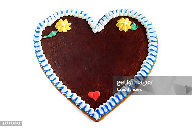 copyspace gingerbread cookie herz - heart candy on white stock-fotos und bilder