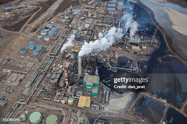 oilsands refinery - oil sands stock pictures, royalty-free photos & images