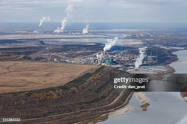 oilsands refineries - oil sands stock pictures, royalty-free photos & images