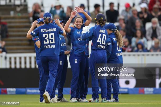 Kate Cross of England celebrates with her team mates after taking the wicket of Ellyse Perry of Australia during the Women's Ashes 3rd We Got Game...