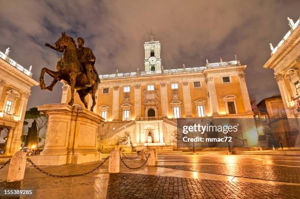 la collina capitolini - campidoglio foto e immagini stock