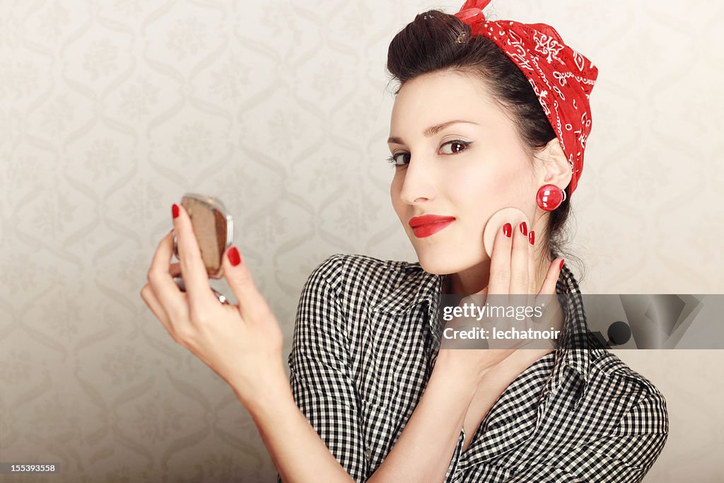 Vintage Housewife Makeup