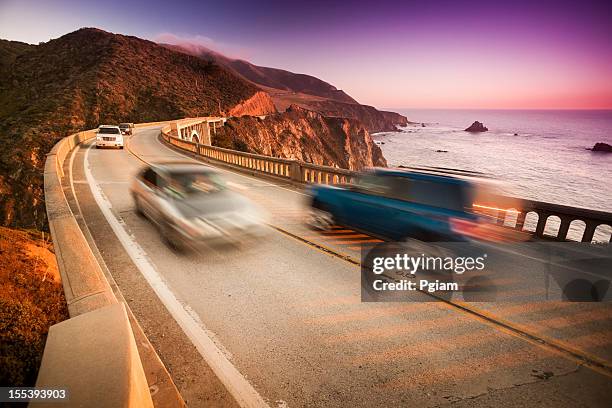 - kreuzung der bixby bridge, big sur, kalifornien, usa - bixby bridge stock-fotos und bilder