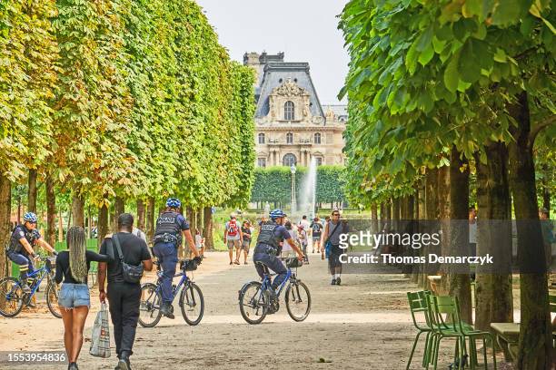 paris - tuilerieën tuin stockfoto's en -beelden
