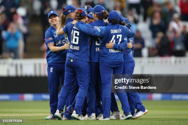 The England players celebrate their victory over Australia during the Women's Ashes 3rd We Got Game ODI match between England and Australia at The...