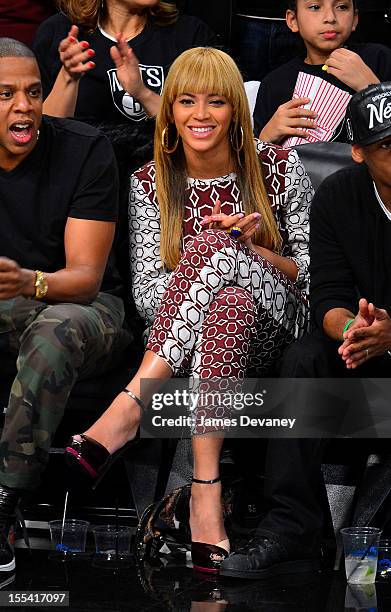 Beyonce Knowles attends Toronto Raptors vs Brooklyn Nets at Barclays Center on November 3, 2012 in Brooklyn, New York.