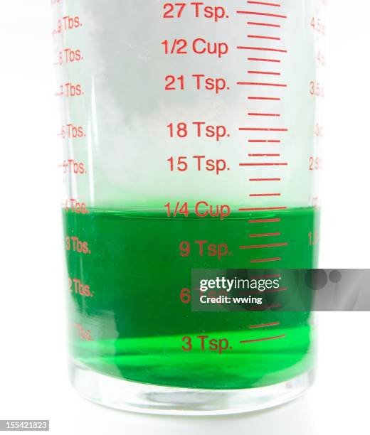 recipiente de medida. 1/4 taça - measuring cup imagens e fotografias de stock