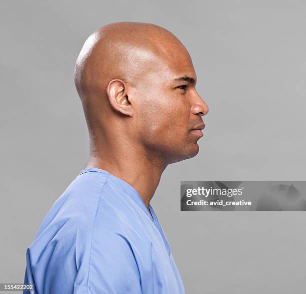 medical patient side profile-facing right - doctor profile view stock pictures, royalty-free photos & images