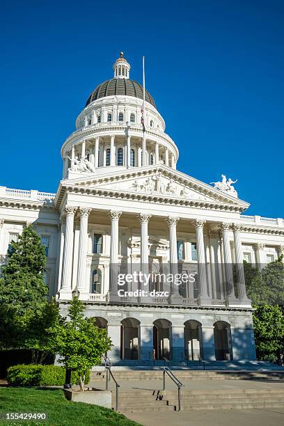 california state capitol building in sacramento, ca, usa - california capitol stock pictures, royalty-free photos & images