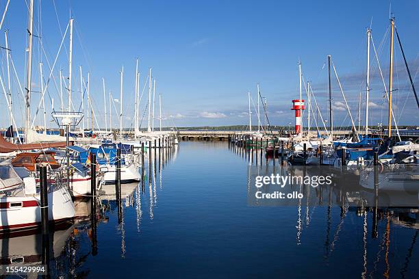 jachthafen von eckernförde, ostsee - eckernförde stock-fotos und bilder