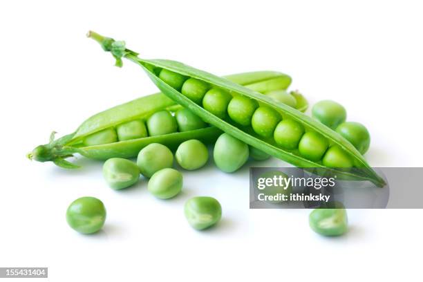 green pea - green vegetables bildbanksfoton och bilder