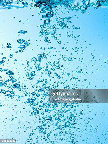 burbujas de agua - soda fotografías e imágenes de stock