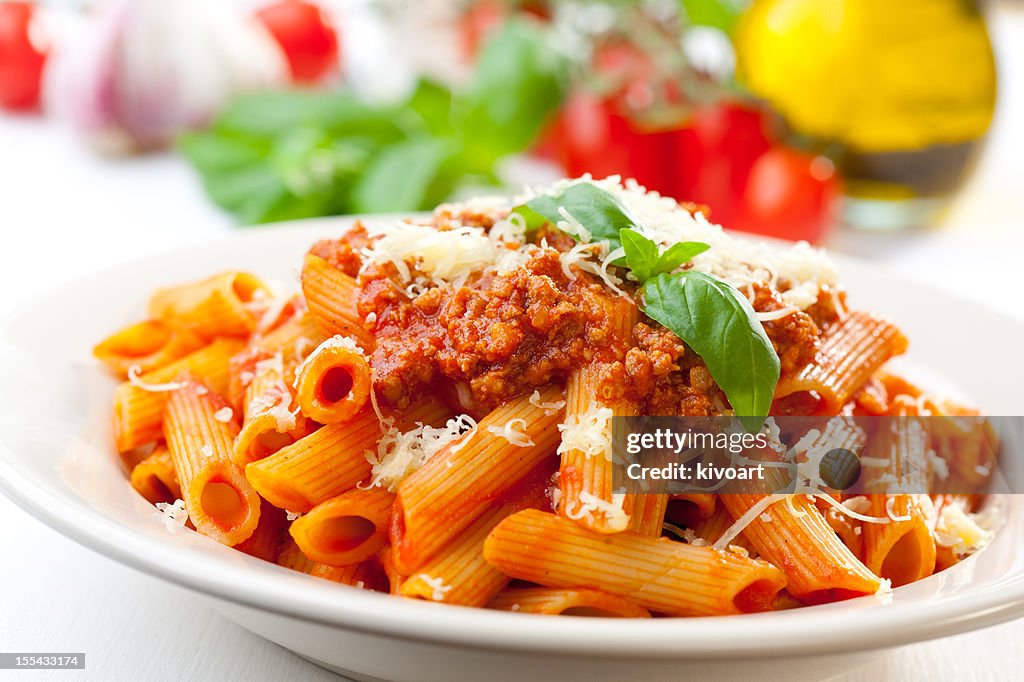 Bolognese pens