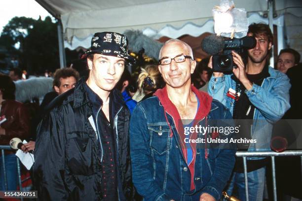Maxwell Rittner 28 Maxwell Richter Stock Photos, High-Res Pictures, and Images - Getty ...