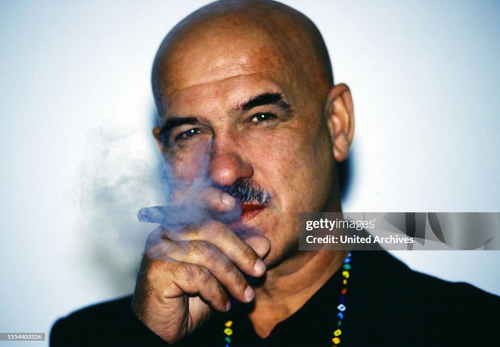 Don Retzer Otto Retzer, österreichischer Regisseur und Schauspieler, hier mit ...