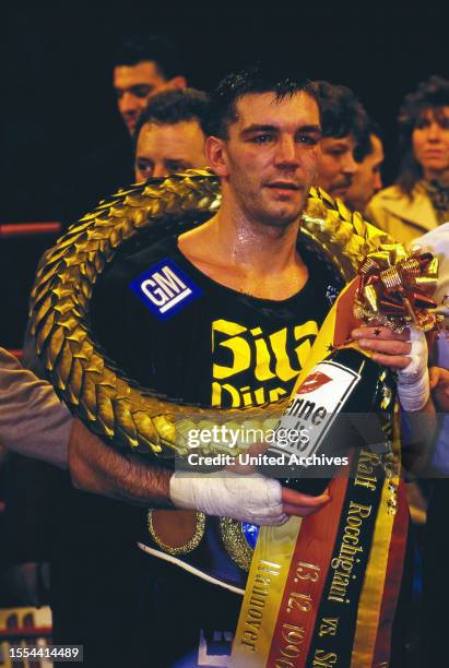 Ralf Rocchigiani, deutscher Boxer, Bruder von Graciano Rocchigiani, am 13. Dezember 1996 in Hannover, Sieger im Kampf gegen Stefan Angehrn,...