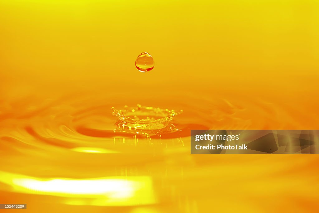 Fundo de gotas de água de cor Dourada-XXXXXLarge