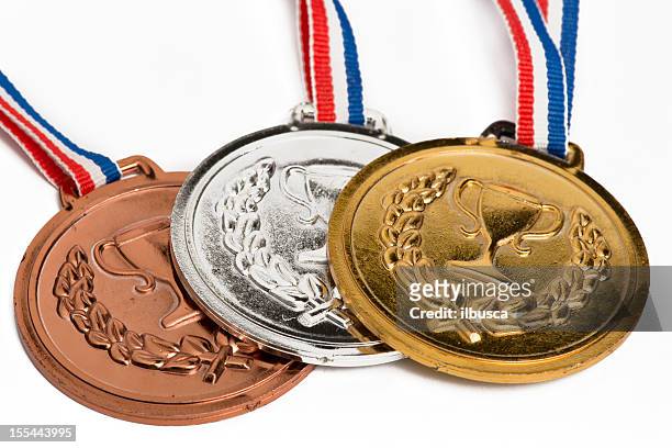 olympic medallas aislado en blanco - gold medal fotografías e imágenes de stock