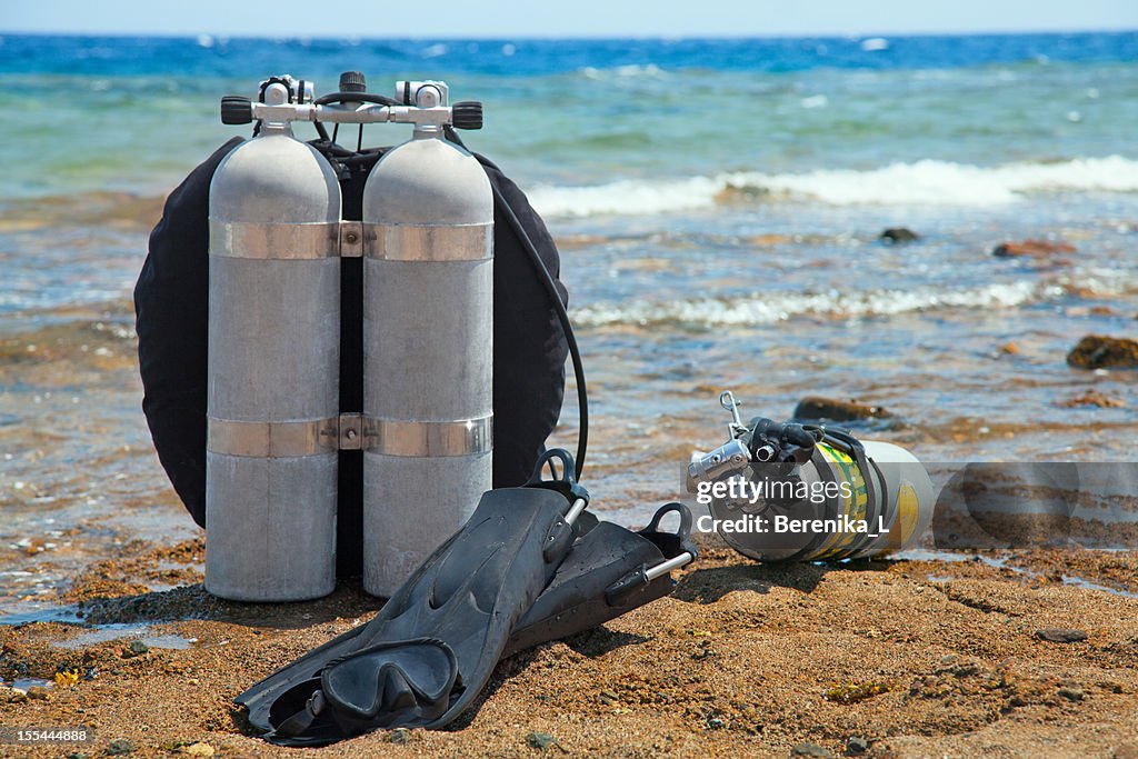 Scuba equipment