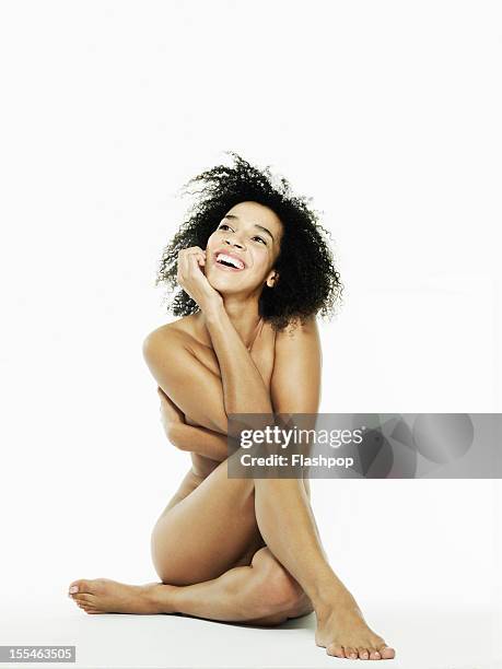 portrait of naked censored woman - young women no clothes stock pictures, royalty-free photos & images