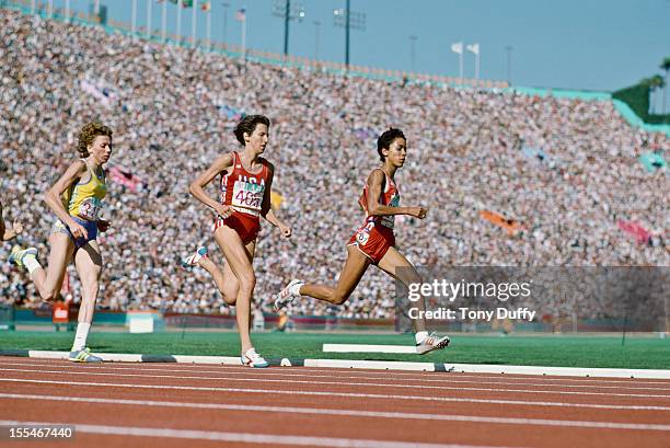 American middle distance runners Ruth Wysocki and Kim Gallagher in action during the Women's 800 metres at the 1984 Olympics in Los Angeles, August...